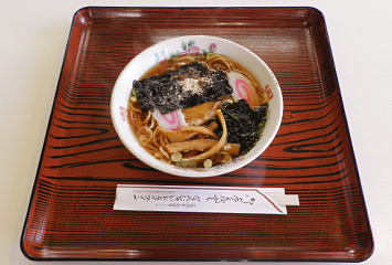 ラーメン ¥600：ねぎ