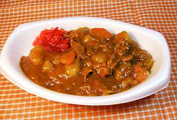 カレーライス：玉ねぎ・にんじん・じゃがいも